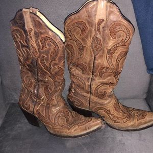 Coral boots